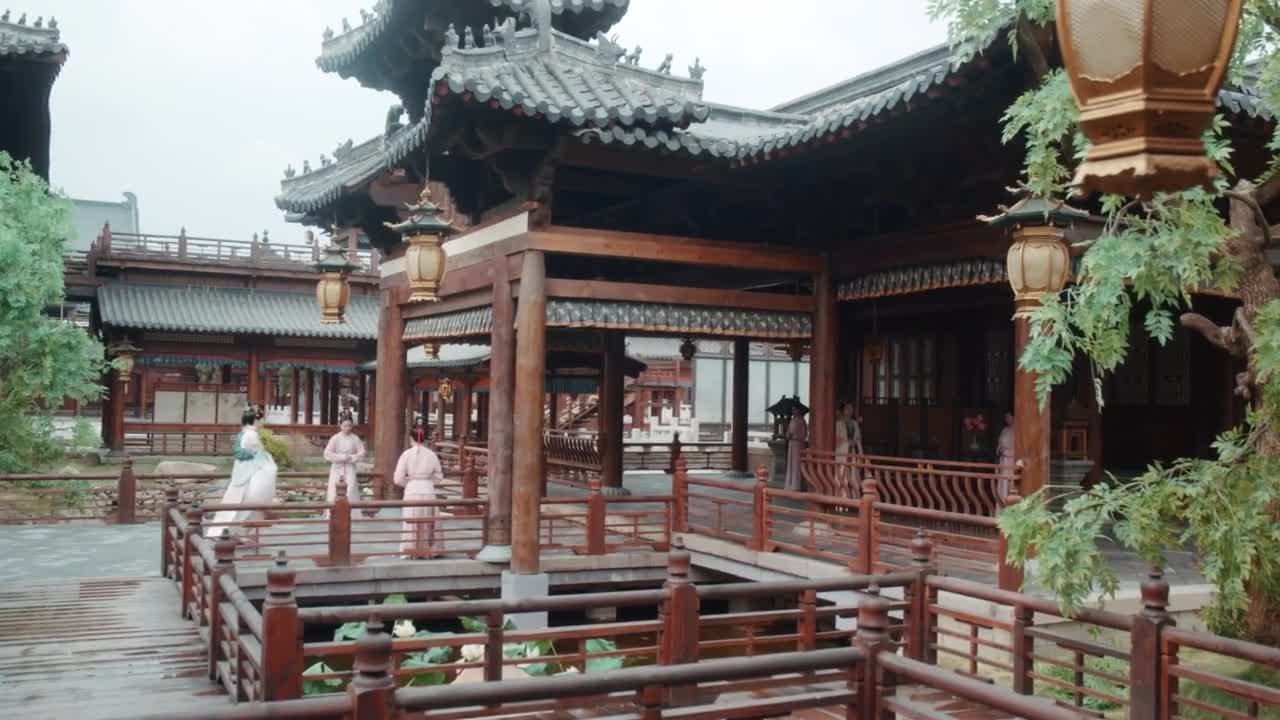 Сы Цзинь